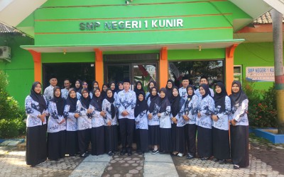 SELAMAT HARI GURU NASIONAL 2025